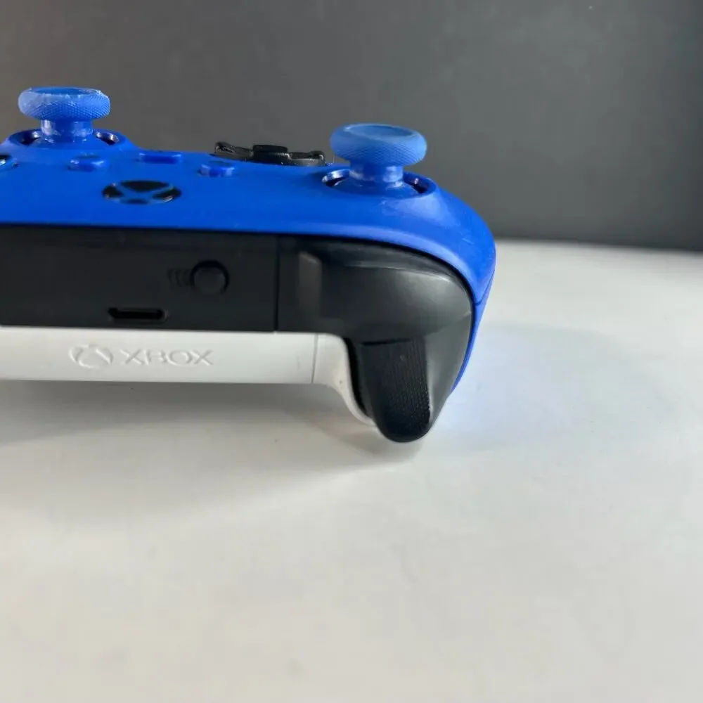 Microsoft Xbox One Wireless Controller Shock Blue Model 1914